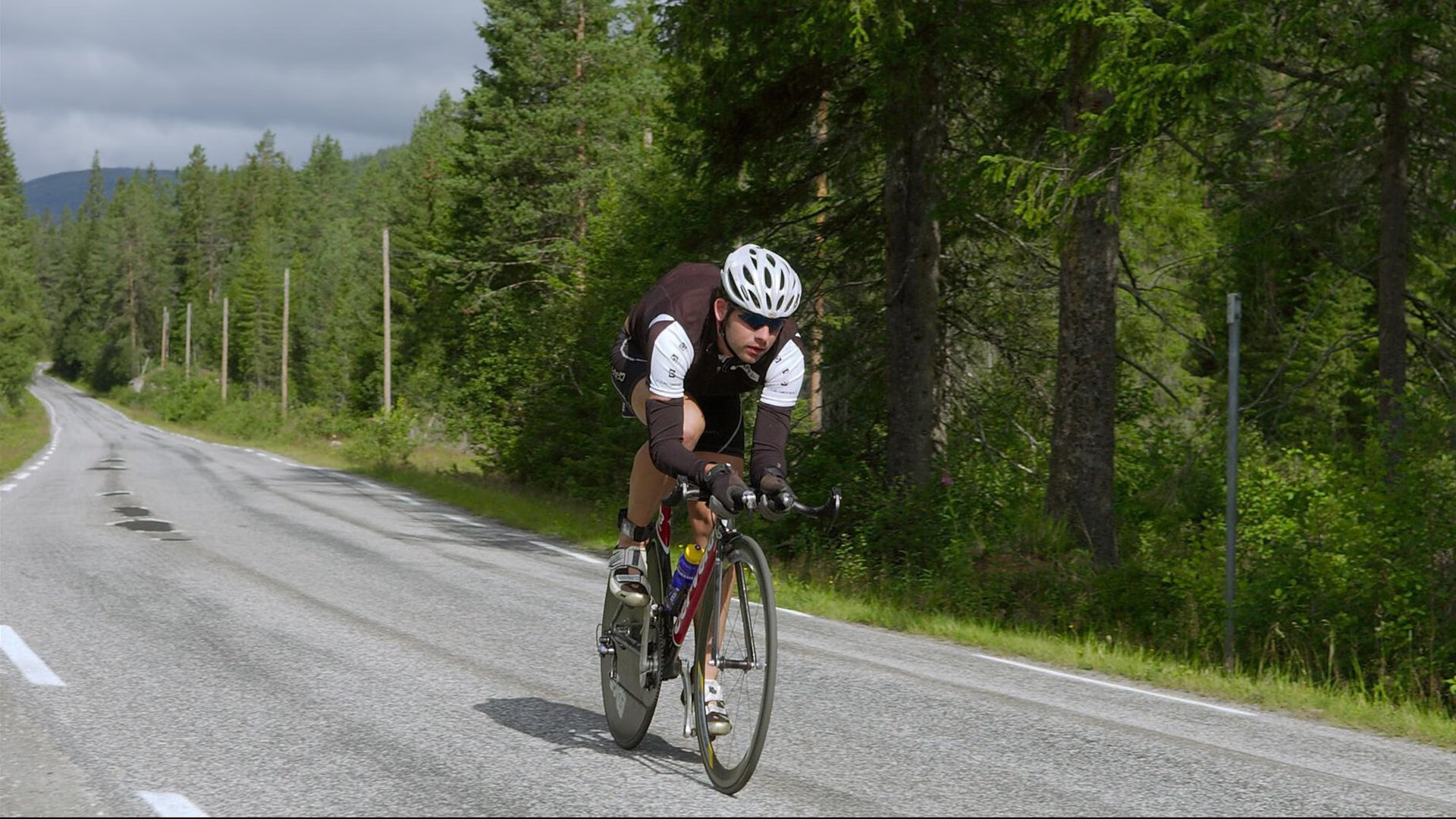 北京队火力全开压制灰熊，贝恩关键先生力挽狂澜却难救主