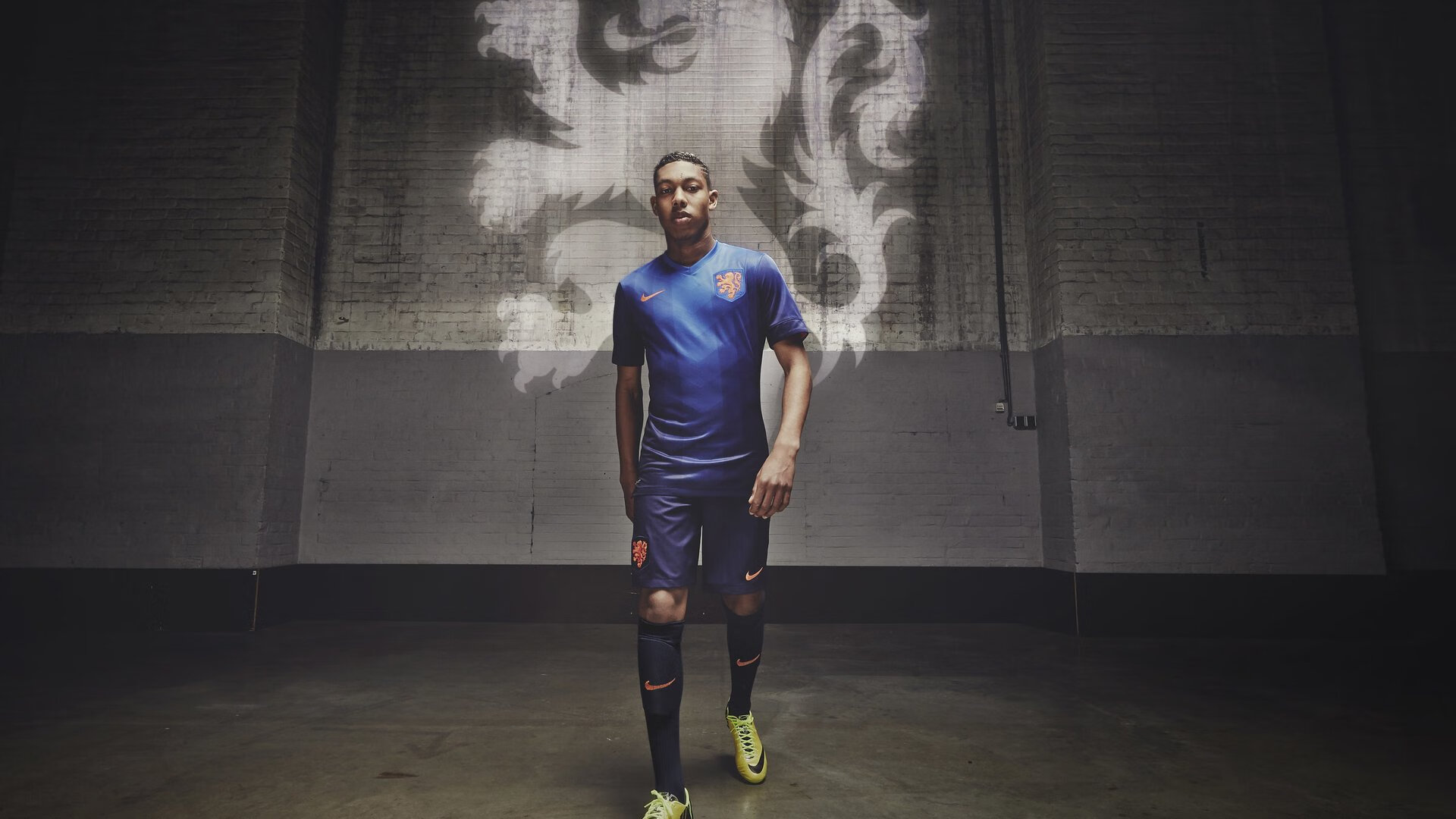 绝境亮剑！奥运关键一夜，他从争议漩涡走向荣耀之巅