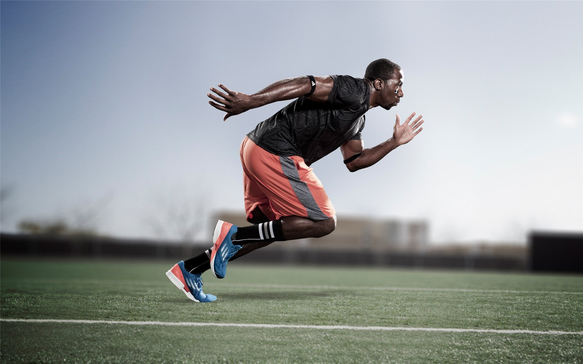 北欧神锋扛起蓝月奇迹，哈兰德在沉默中爆发，于绝境中封神