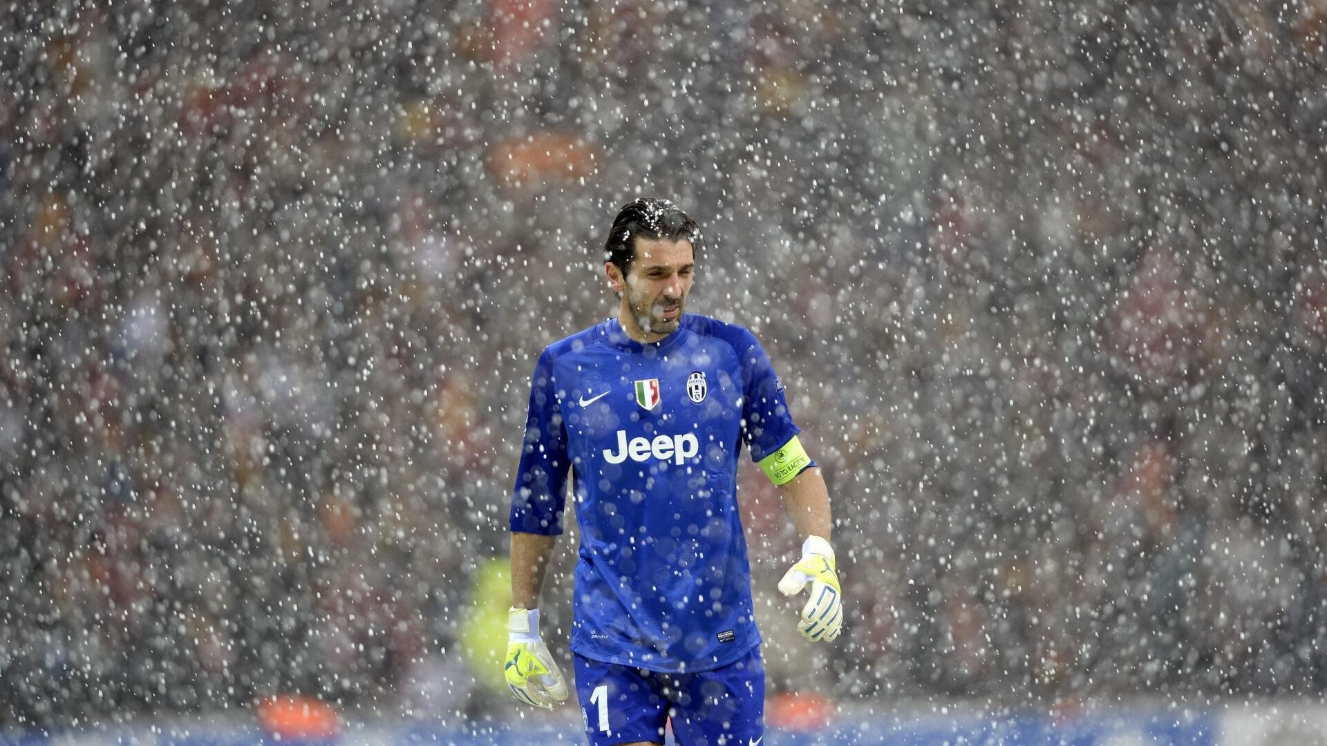 世纪对决!里昂速胜埃及,巴斯托尼成为关键先生,一传一射定乾坤